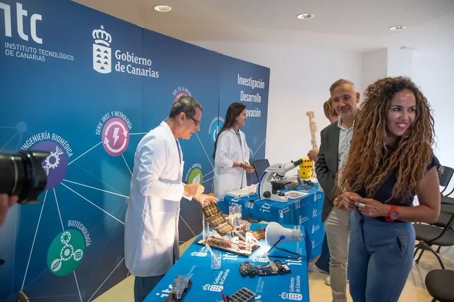 WEB Miniferia Ciencia Fuerteventura-20