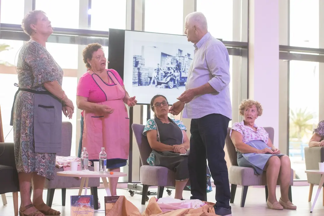 Reencuentro de las mujeres del tomate en Gran Tarajal (3)