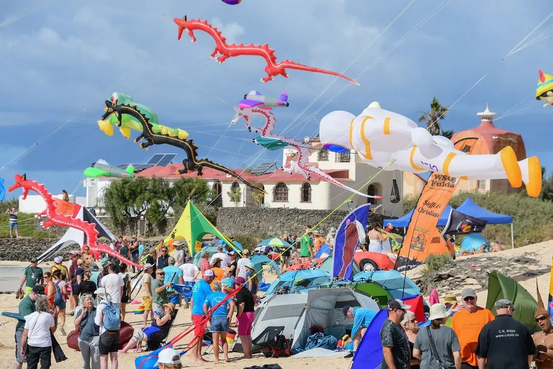 Primera jornada del 37ª Festival Internacional de Cometas (1)