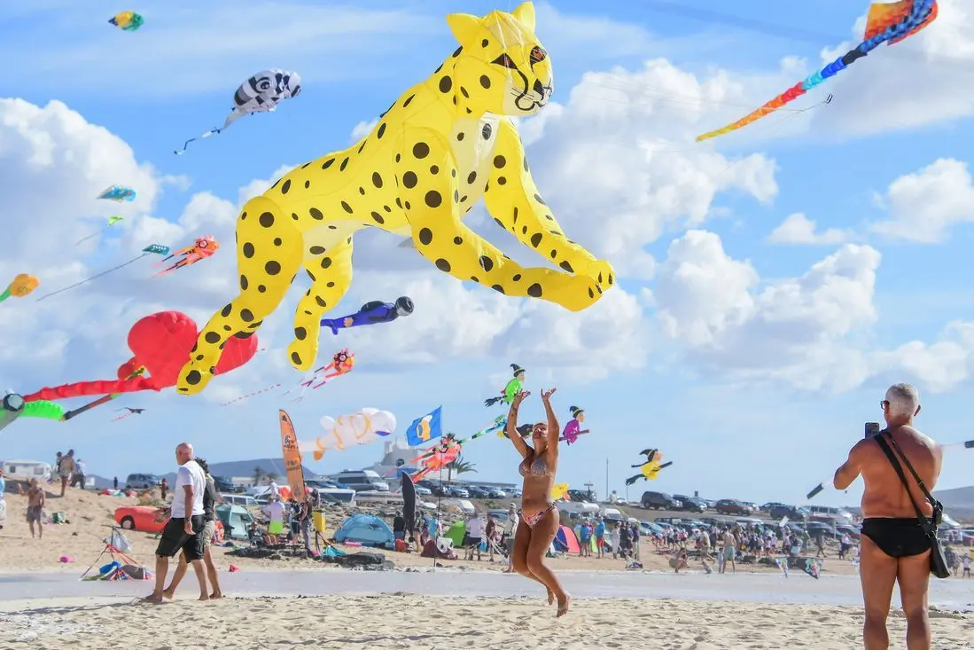 Primera jornada del 37ª Festival Internacional de Cometas.