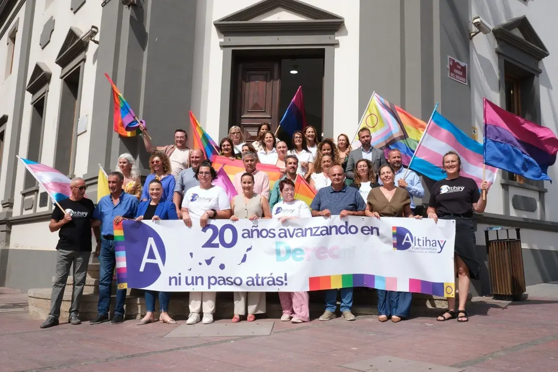 Acto en el Cabildo por el Día del Orgullo en Fuerteventura.