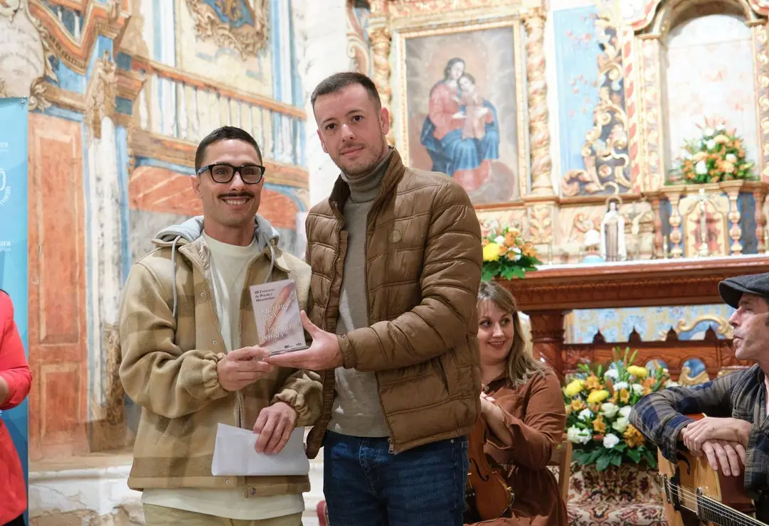 Tercer premio de Poes&iacute;a.