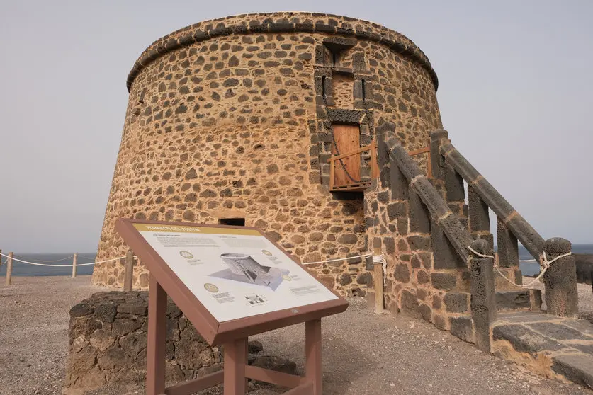 Faro El Tostón