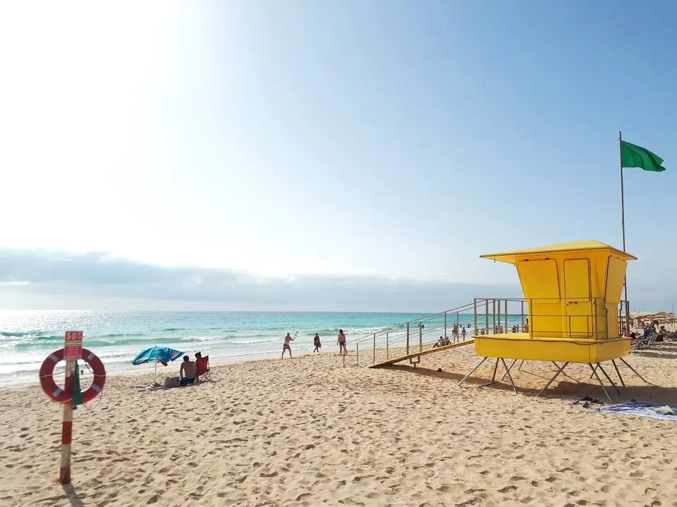 Torreta de Socorrismo en las Grandes Playas de  Corralejo (Imagen de Archivo).