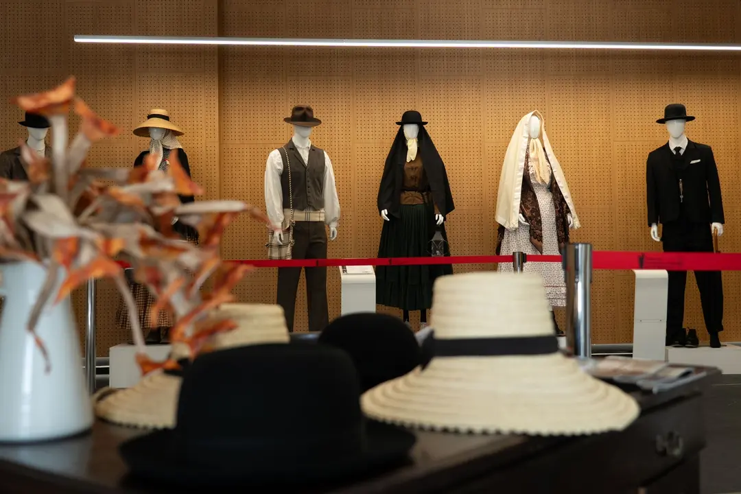 Exposición de vestimenta tradicional en Gran Tarajal