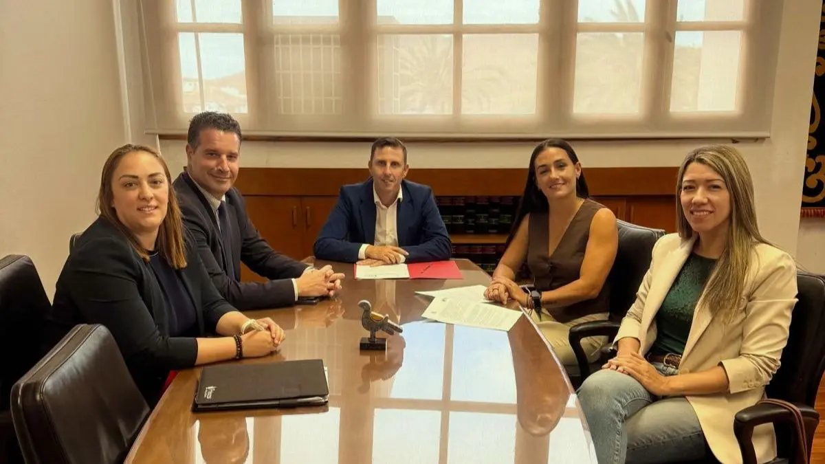 Convenio entre el Ayuntamiento de Pájara y Princess Hotels Canarias.