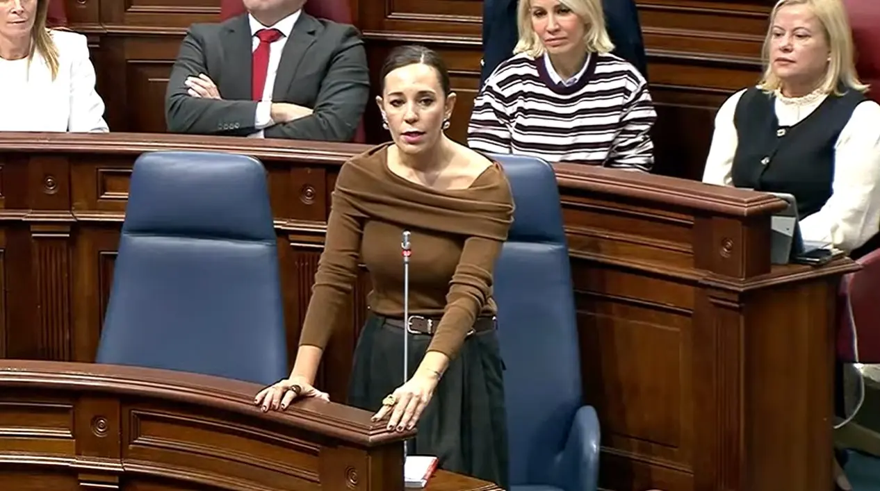 Jéssica de León cerró el debate agradeciendo a todos los grupos su participación. 