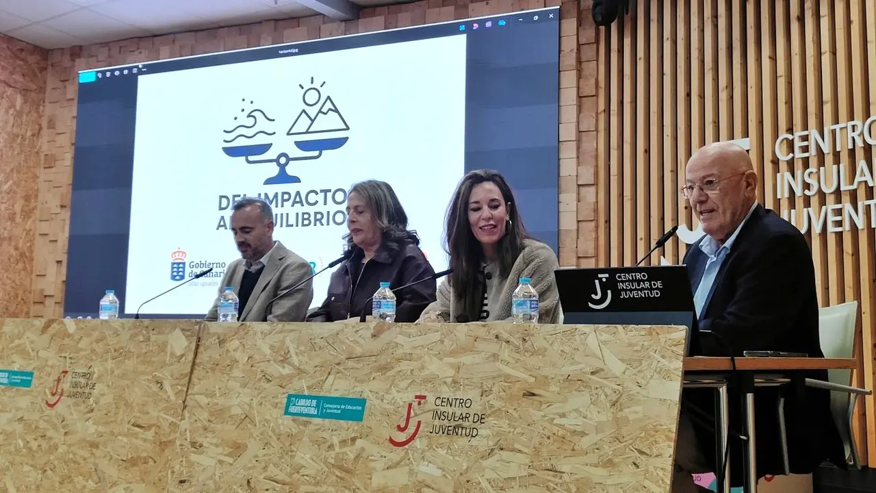 Jornada de Gesprotur y Asofuer sobre quilibrio y sostenibilidad en el turismo (1)