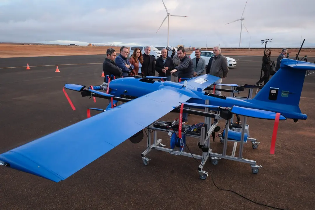 Visita de Clavijo al Stratoport de&nbsp;Fuerteventura.