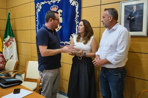 Hern&aacute;ndez, Alonso y Garc&iacute;a tras el Consejo del CIAF.