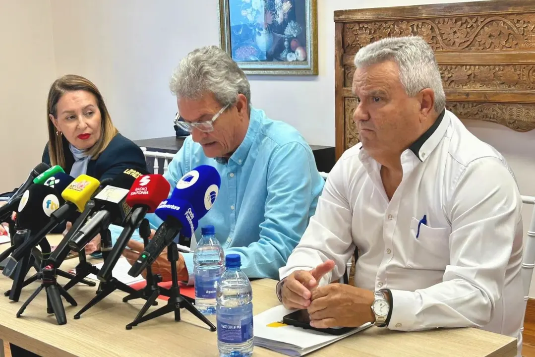Pe&ntilde;a Armas, Juan Nicol&aacute;s Cabrera y Rafael Perdomo presentan su alianza.