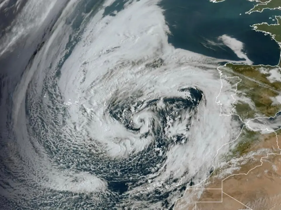 Imagen de la borrasca Therese en el Atl&aacute;ntico, difundida por el Observatorio Canario (Fuente Eumetstat).