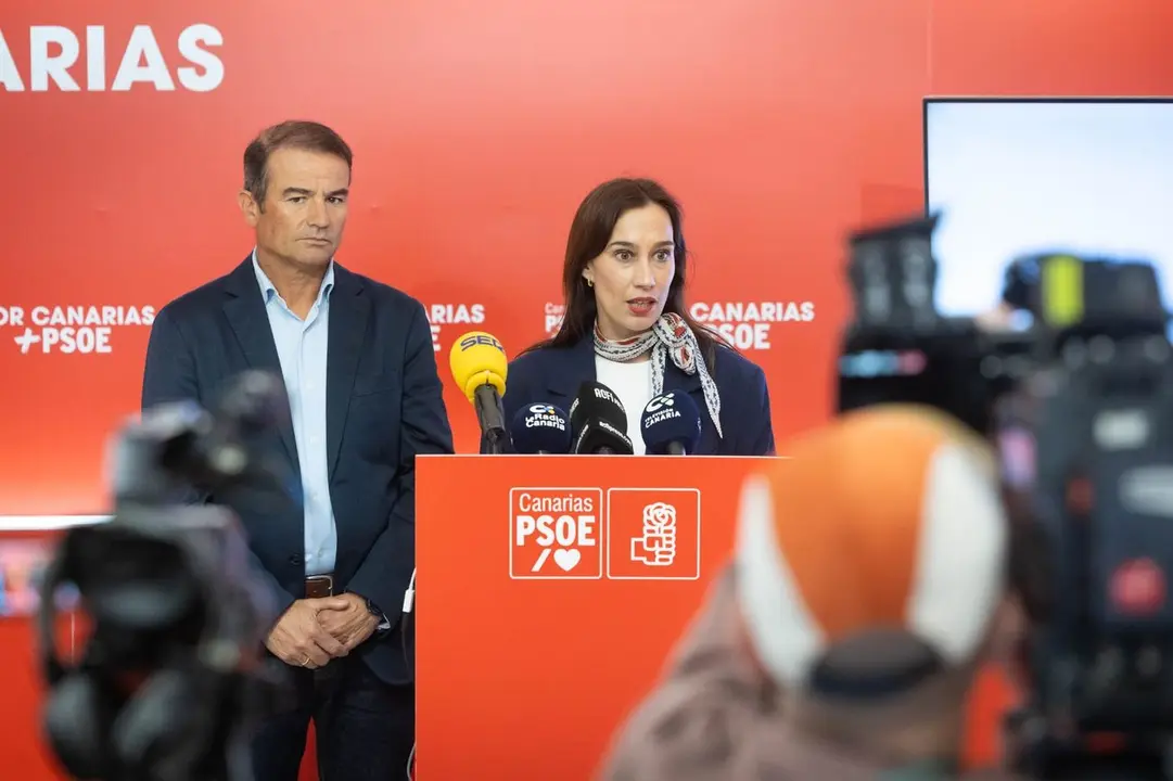 Marcos Hern&aacute;ndez y Nira Fierro (PSOE).