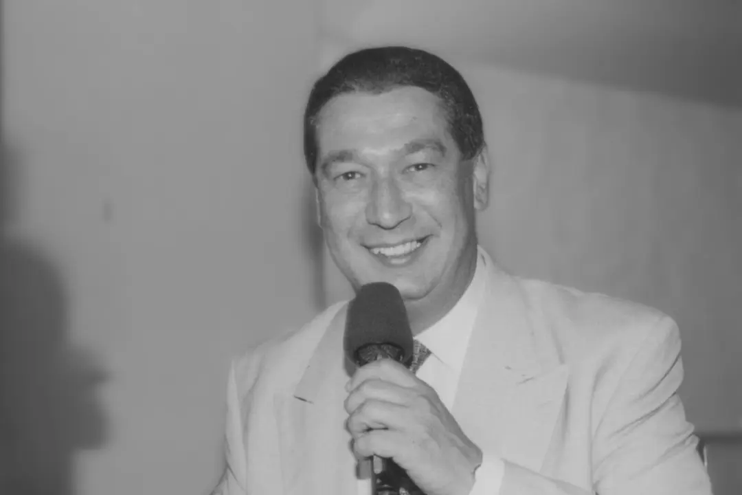 Santiago Travieso, en una imagen de Radio Sinton&iacute;a, difundida por los treinta a&ntilde;os de la emisora.