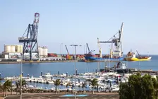 Imagen de la Bahía y el Muelle de Puerto del Rosario.