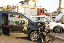Vehículos accidentados en Origo Mare.