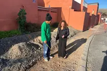 Mejora de aceras y calles en el barrio de Playa Blanca.