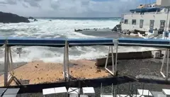 Muelle de El Cotillo al paso de la borrasca.