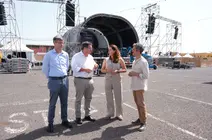 Preparativos del Gran Baile de Taifas, en el recinto ferial de Puerto del Rosario.