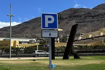Nueva se&ntilde;al&eacute;tica de aparcamientos en Morro Jable.