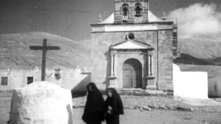 Iglesia de La Vega de Río Palmas (Fotograma del vídeo Recuerdos Fiestas de la Virgen de la Peña 2024).