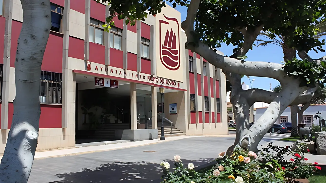 Fachada de la Casa Consistorial del Ayuntamiento de Puerto del Rosario.