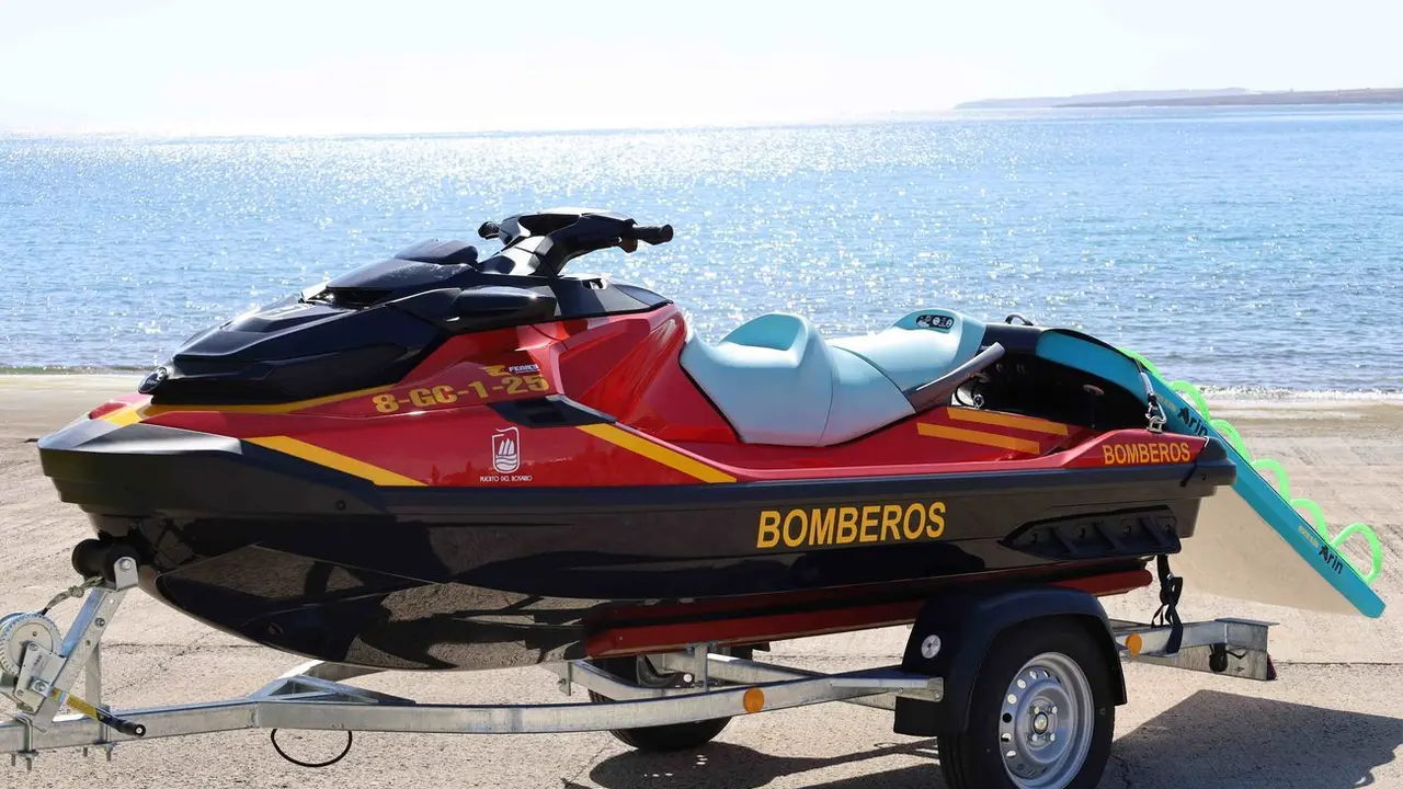 Nueva moto acu&aacute;tica del Servicio de Salvamento en la capital.