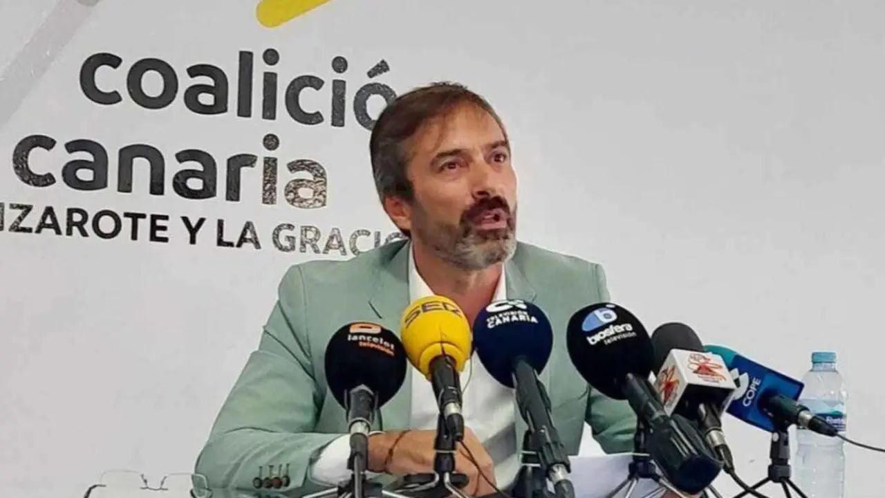 Pedro San Gin&eacute;s comparece en rueda de prensa a cuenta de sus asuntos judiciales, en junio de 2024.