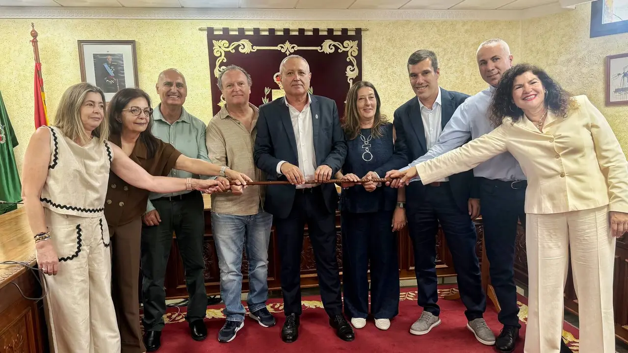 AMF, Contigo, CC y PP conforman el nuevo grupo de gobierno en Antigua.