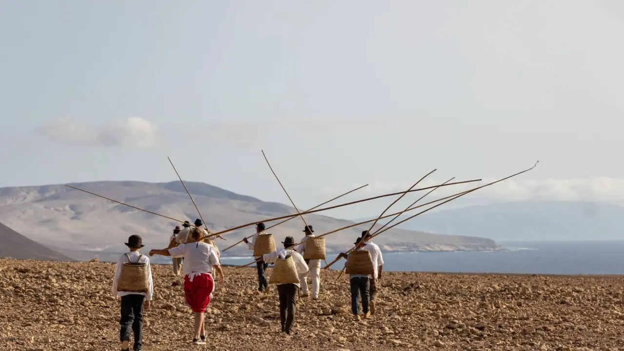 Los Mariantes recorren los tableros de Betancuria | &copy;Francis Vidic, 2026.