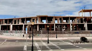 Blackstone adquiri&oacute; en 2022 La Miranda, un complejo abandonado desde hace d&eacute;cadas a la entrada de Corralejo.