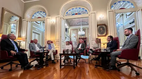 Parlamento Abierto, primer vídeo podcast.