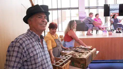Reencuentro de las mujeres del tomate en Gran Tarajal (17)
