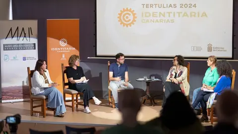 Tertulia cultural del programa Identitaria Canarias.