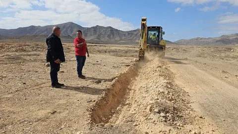 Ampliación de la canalización de agua de riego hasta Los Alares.
