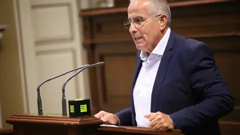 Mario Cabrera, en el pleno del Parlamento, 25 de mayo de 2024 (11)