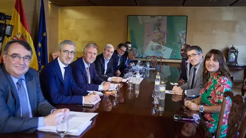 Reunión del Gobierno de Canarias con los grupos del Congreso.