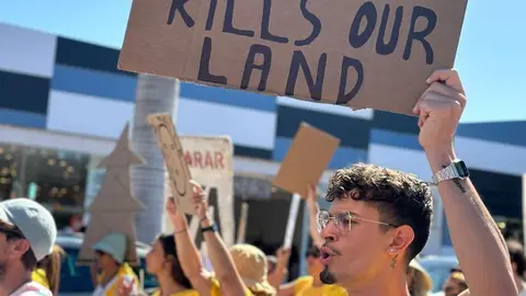 Mensajes de las manifestaciones en Corralejo, el 20 de octubre (6)