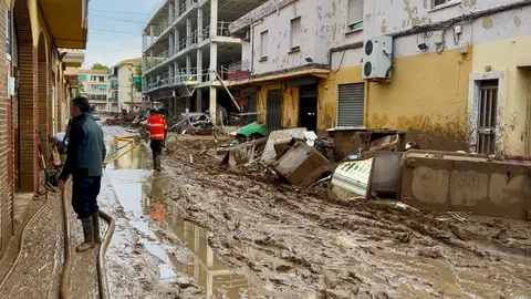 Un dispositivo canario de Emergencias está en Valencia colaborando en las reparaciones tras la DANA.