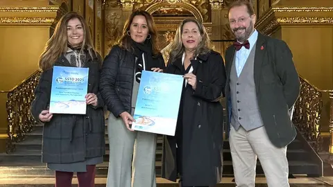 El acuerdo entre el Cabildo y la Universidad de Greenwich se cerró en Londres.