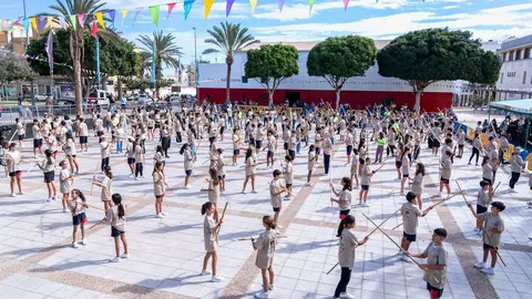 Récord Guinness del palo canario en Puerto del Rosario