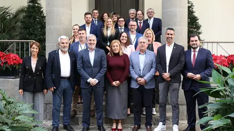 Alcaldes de los Municipios Turísticos en el Parlamento de Canarias.