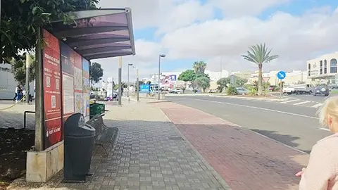 Parada de taxis vacía en la capital.