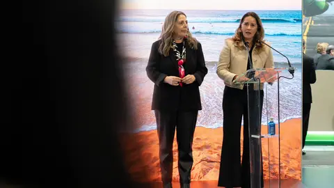 Marlene Figueroa y Lola García en la segunda jornada de Fitur 2025.