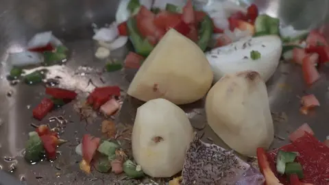 Caldo de pescado.