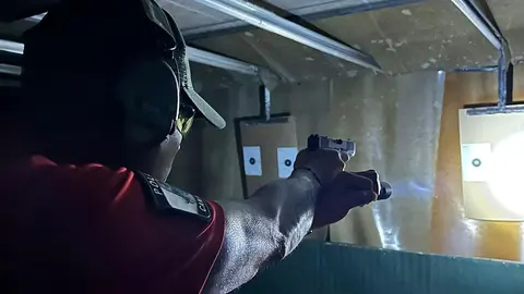 Entrenamiento del Plan Regional Tiro para las policías de Canarias.