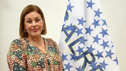 La presidenta del Parlamento de Canarias, Astrid Pérez, en el encuentro de CALRE.