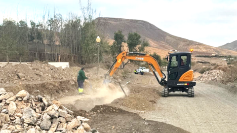 Obras del Ayuntamiento de Pájara en el barranco de Bacher.