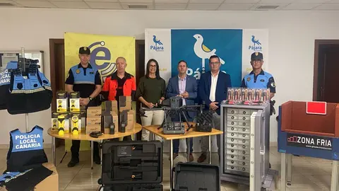 Ayuntamiento de Pájara y Cabildo colaboran en la dotación de un dron para vigilancia de playas.