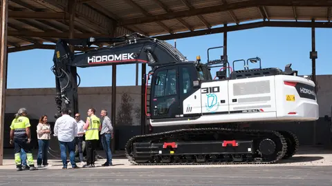 Nueva maquinaria en el Complejo Ambiental de Zurita.